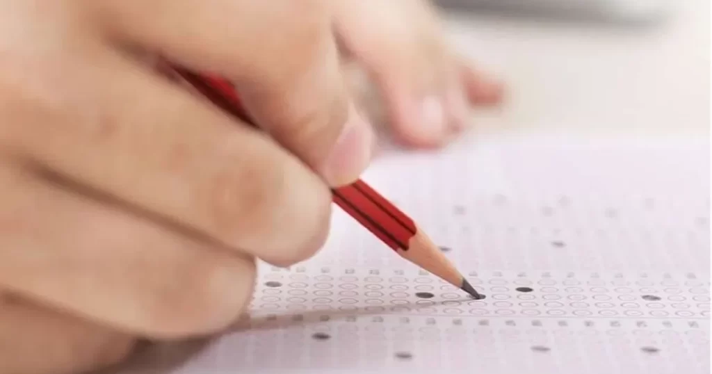 Hafta sonunda 2 sınav var!