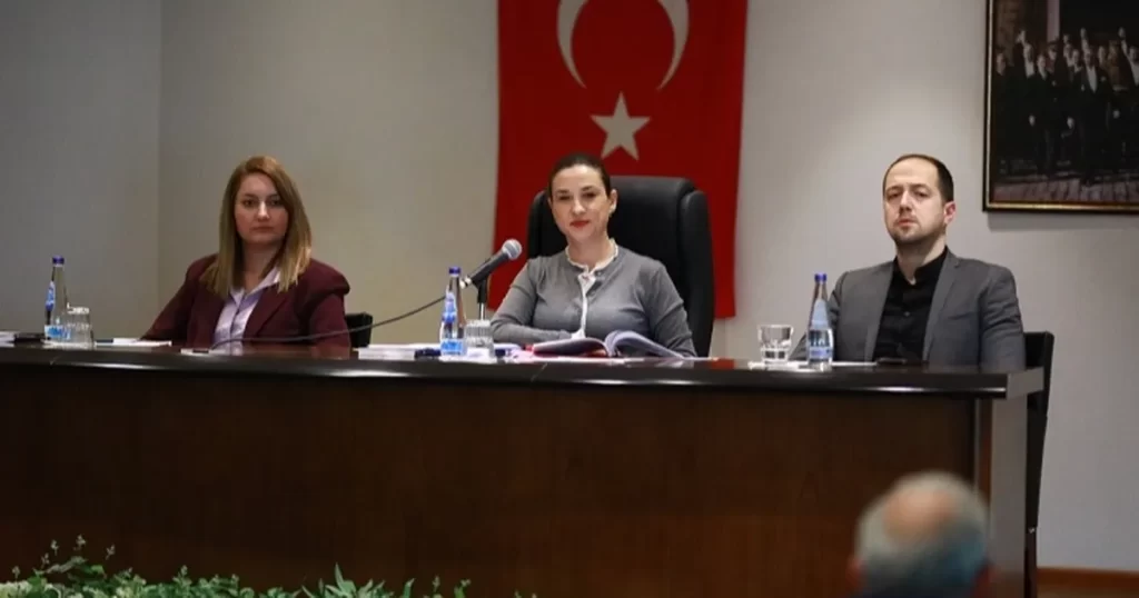 İzmir Efes Selçuk’ta 6 aylık bilanço açıklandı