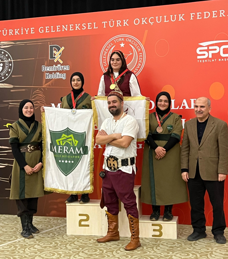 Konya Meramlı okçular şampiyonada parladı