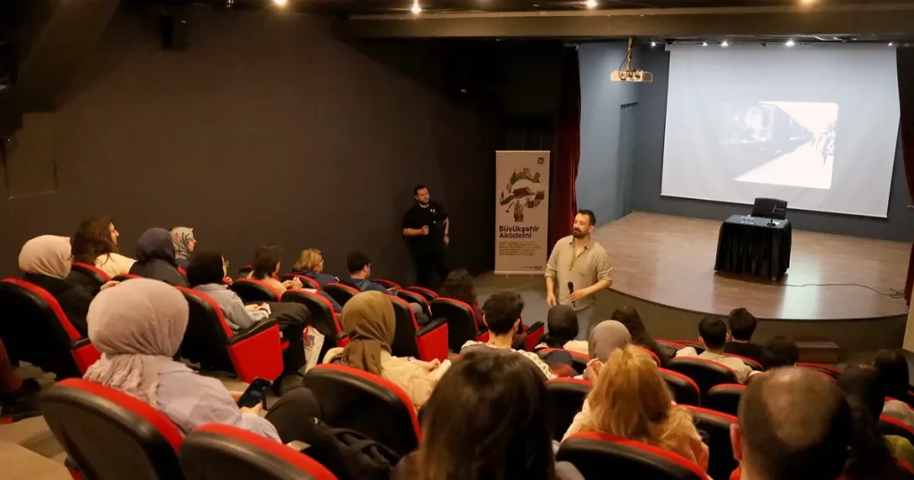 Sinema Atölyesi’nde ilk zil çaldı!