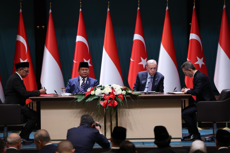 Türkiye ile Endonezya arasında 3 anlaşma imzalandı