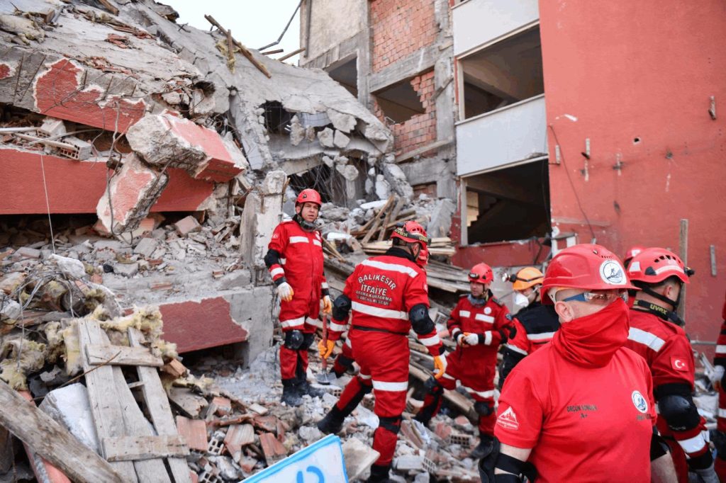 Balıkesir’de Gerçeği Aratmayan Afet Tatbikatı: Ekipler Koordineli Çalıştı