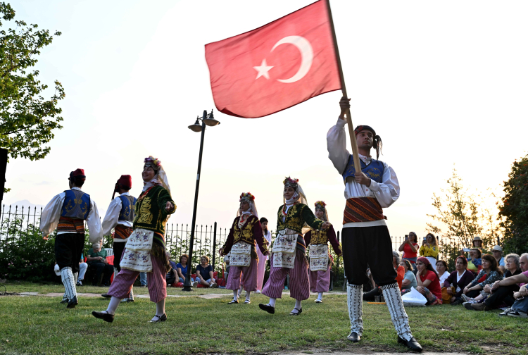 Antalya Muratpaşa’da 19 Mayıs coşkusu