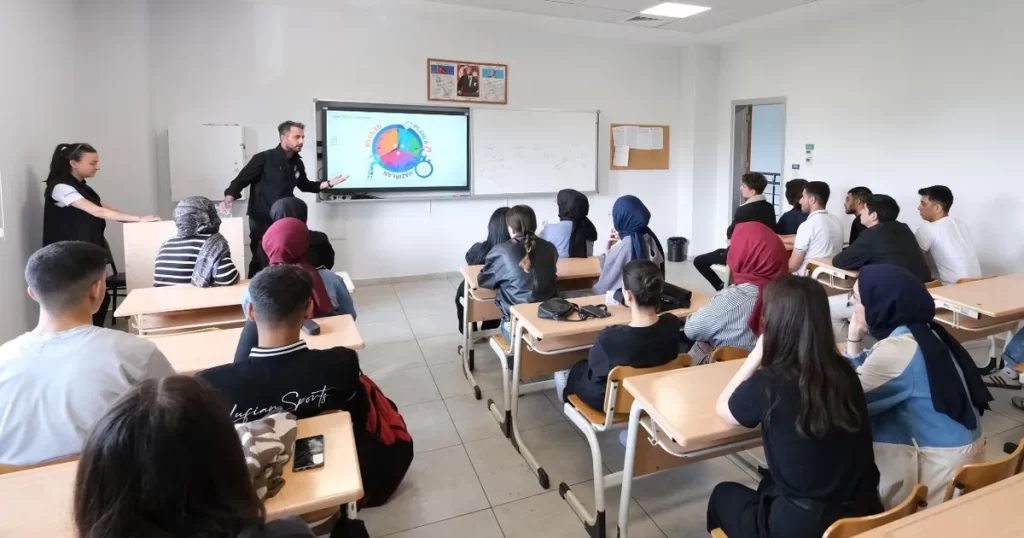 Bursa Büyükşehir’den gençlere afet bilinci eğitimi