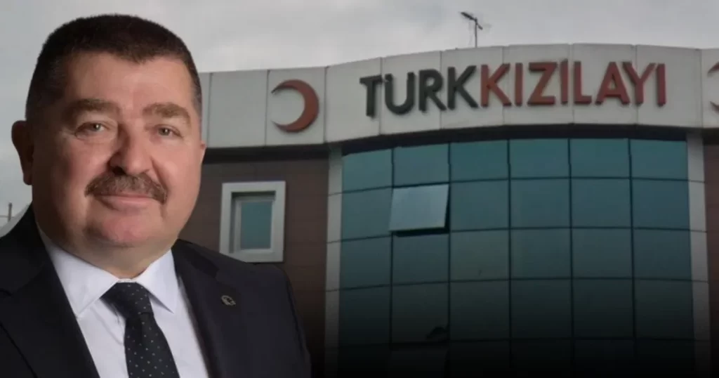 Düzce Kızılay’da 8 üye ihraç edildi