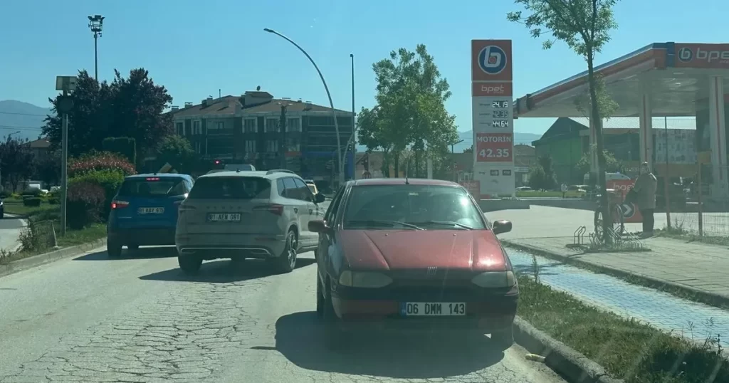 Düzce’de ters yönde ilerleyen sürücüye ceza