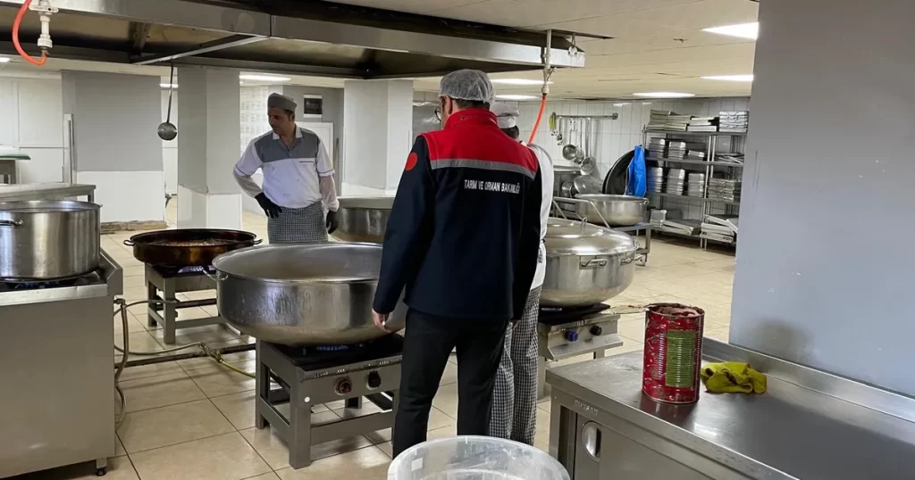 Erzurum’da 308 işletmeye gıda denetimi