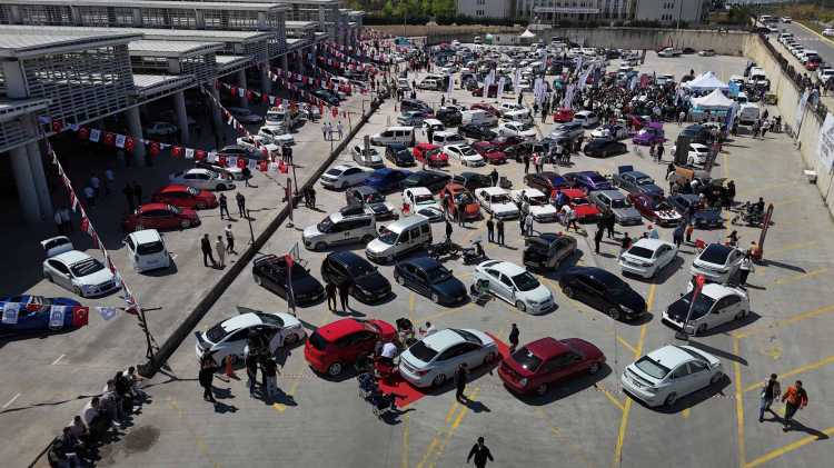 Gebze’de Modifiyeli Araçlar Festivali