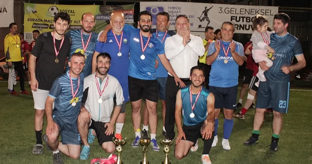 İnşaat Mühendisleri yeşil sahalarda ter döktü