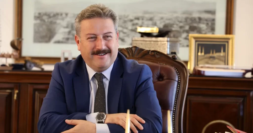 Mustafa Palancıoğlu’ndan Anneler Günü mesajı