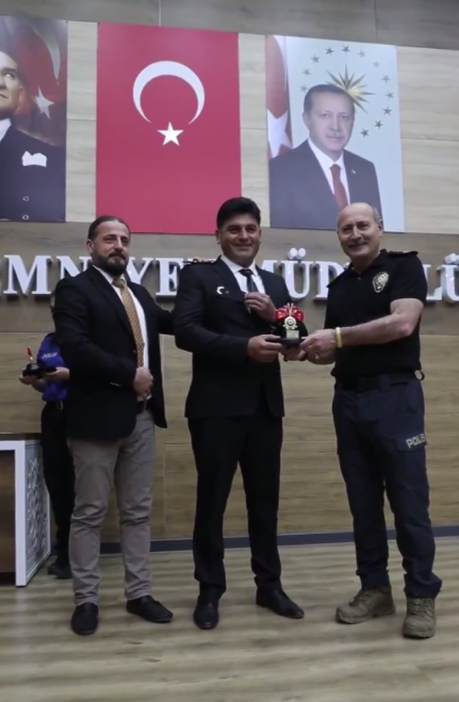 Bursa’da 118 polis memuru bir üst rütbeye terfi etti