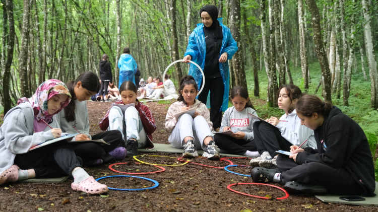 Kocaeli’de 17 noktada 25 bin 300 öğrenciye destek