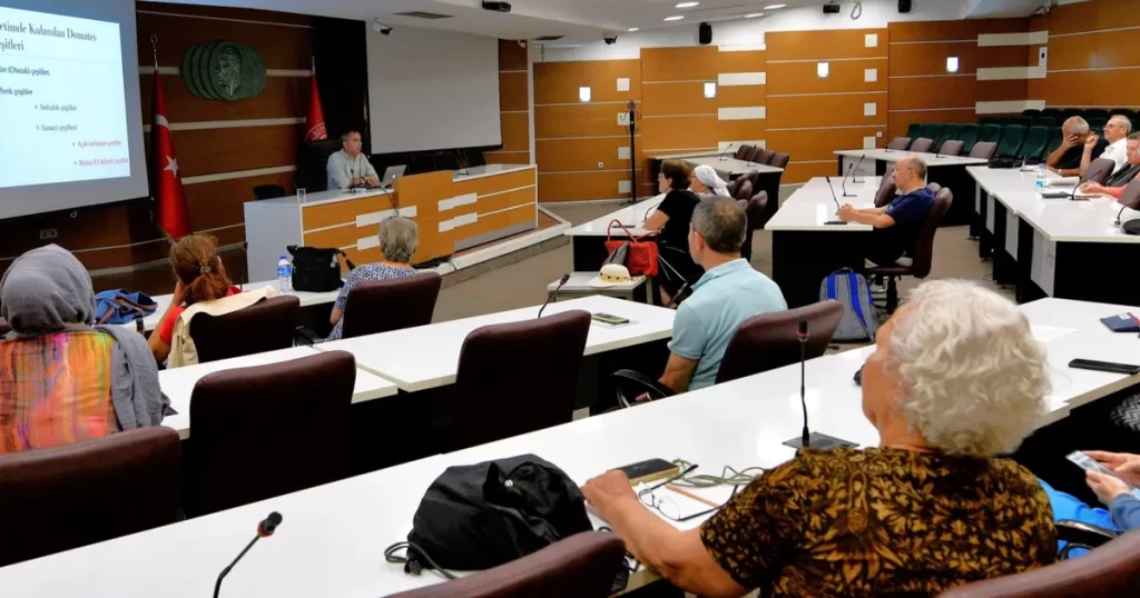 Sebzeciliğin temelleri bilimsel yöntemlerle anlatıldı