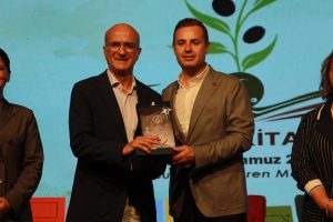 6. BURHANİYE KİTAP FUARI COŞKUYLA BAŞLADI