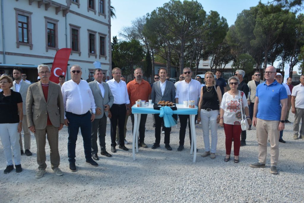 AYVALIK-MİDİLLİ ARASINDA BADO SEFERLERİ BAŞKAN AKIN’IN KATILIMIYLA START ALDI