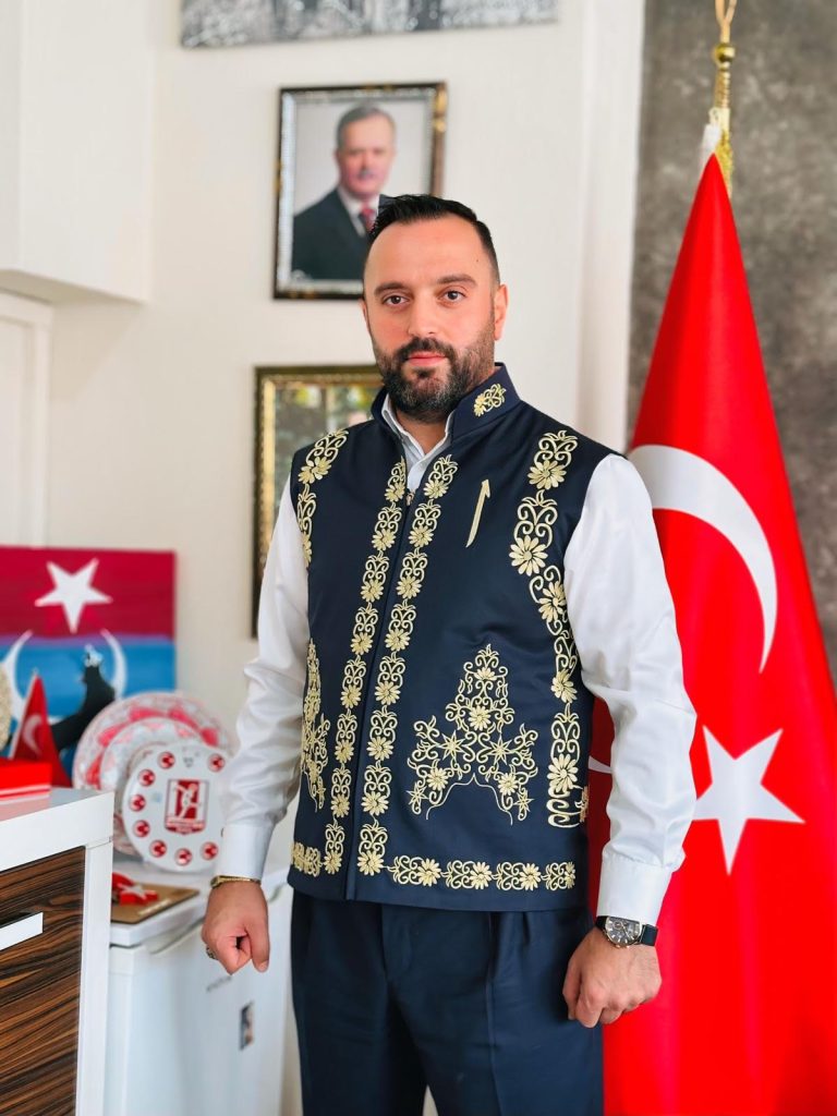 65. Kurtdereli Mehmet Pehlivan Güreşleri Coşkulu Bir Şekilde Gerçekleştirildi