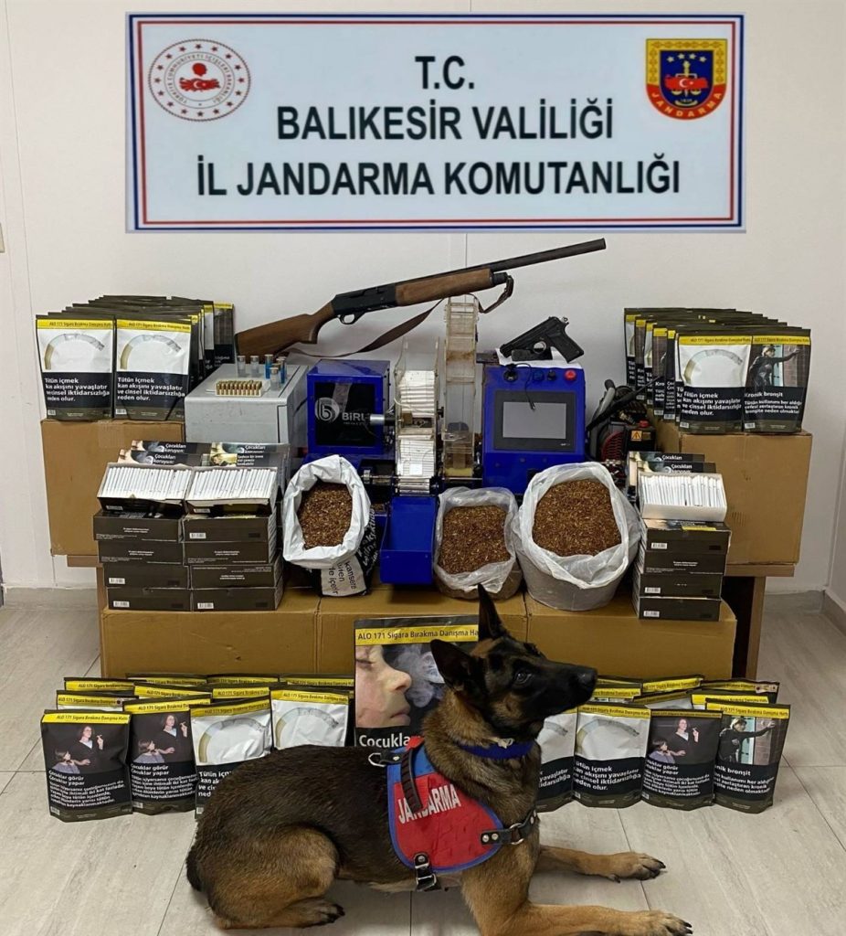 Balıkesir Jandarmasından Kaçakçılığa Darbe: 3 İlçede Operasyon, 4 Gözaltı