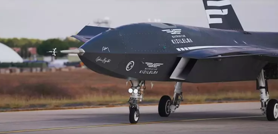 KIZILELMA PT-3 Prototipi Orta İrtifa Performans Uçuşunu Tamamladı