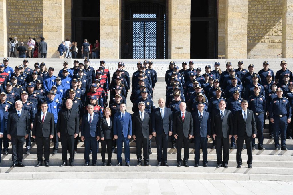 Balıkesir İtfaiyesinden Anıtkabir Ziyareti
