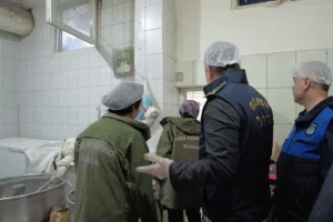 Bursa’da Gürsu Zabıtası işletmelere göz açtırmadı