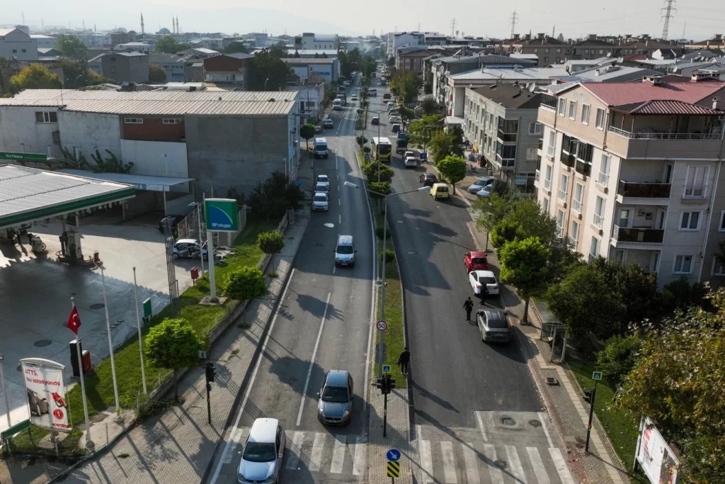 Bursa Gürsu’nun yollarına Büyükşehir eli