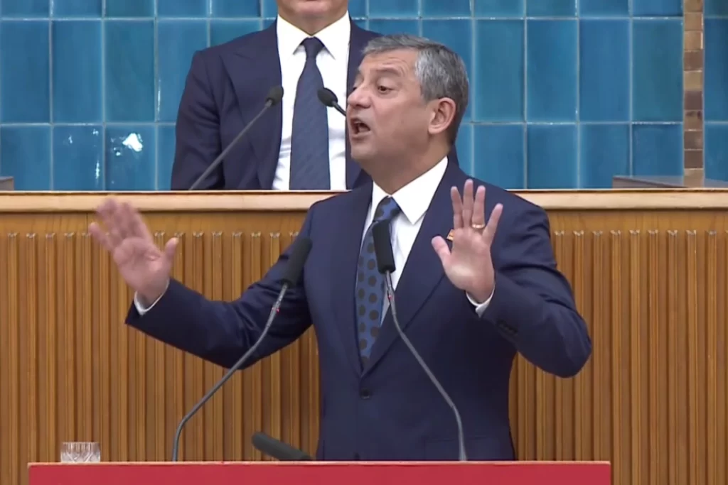 İmamoğlu iddianamesine ‘Özel’ tepki: Haysiyet cellatlığı son bulmalı!