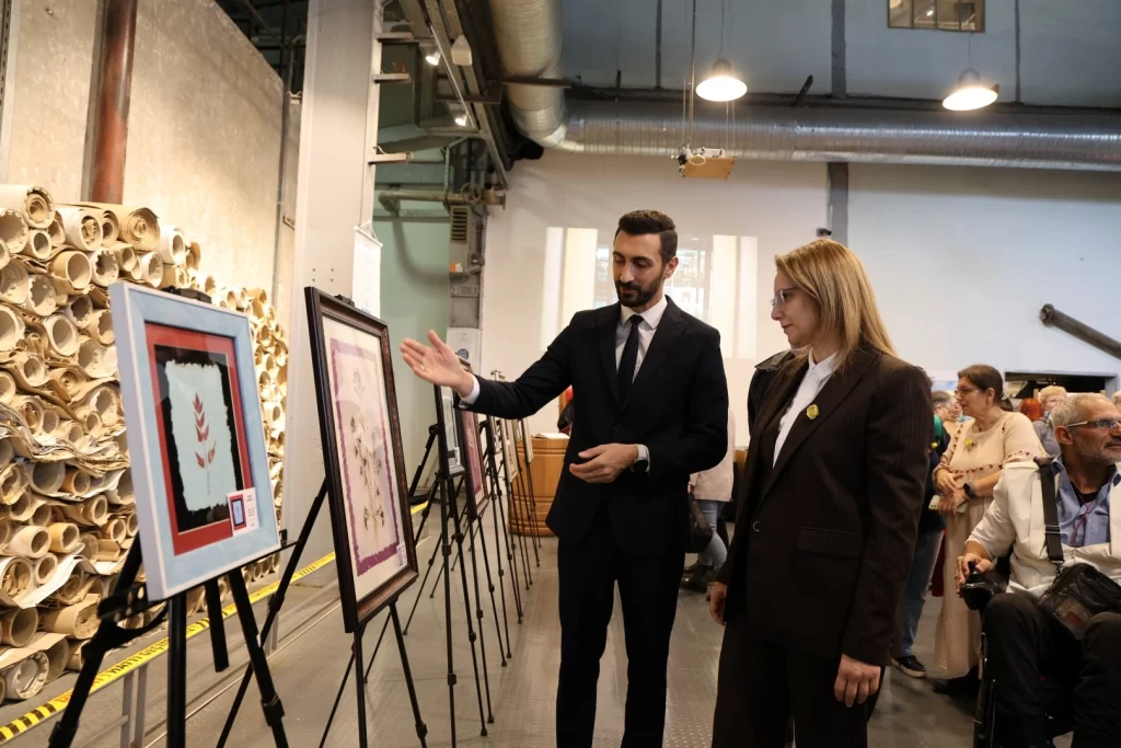 “Kağıtta Açan Çiçekler” SEKA’da sanatseverleri bekliyor