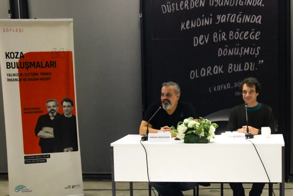 Özgür Mumcu, Nilüfer’de ‘Dijital Çağ ve Yalnızlık’ üzerine konuştu