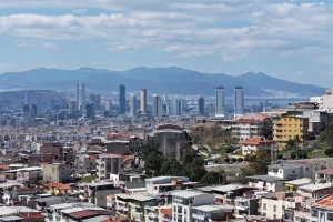 İzmir, güvenli ve planlı kent modeli ile örnek olacak