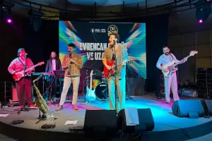 Bursa’da Evrencan Gündüz ile ‘Caz Pazarı’ coşkusu