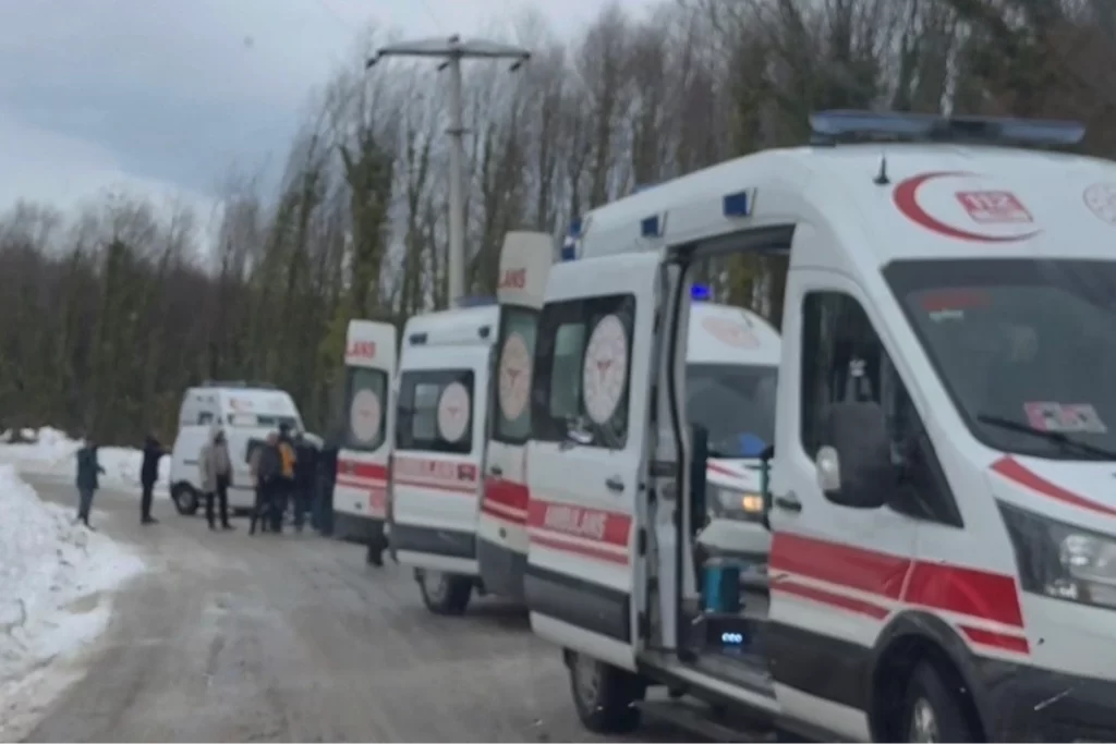 Düzce’de buzlanma kazaya neden oldu: 7 yaralı