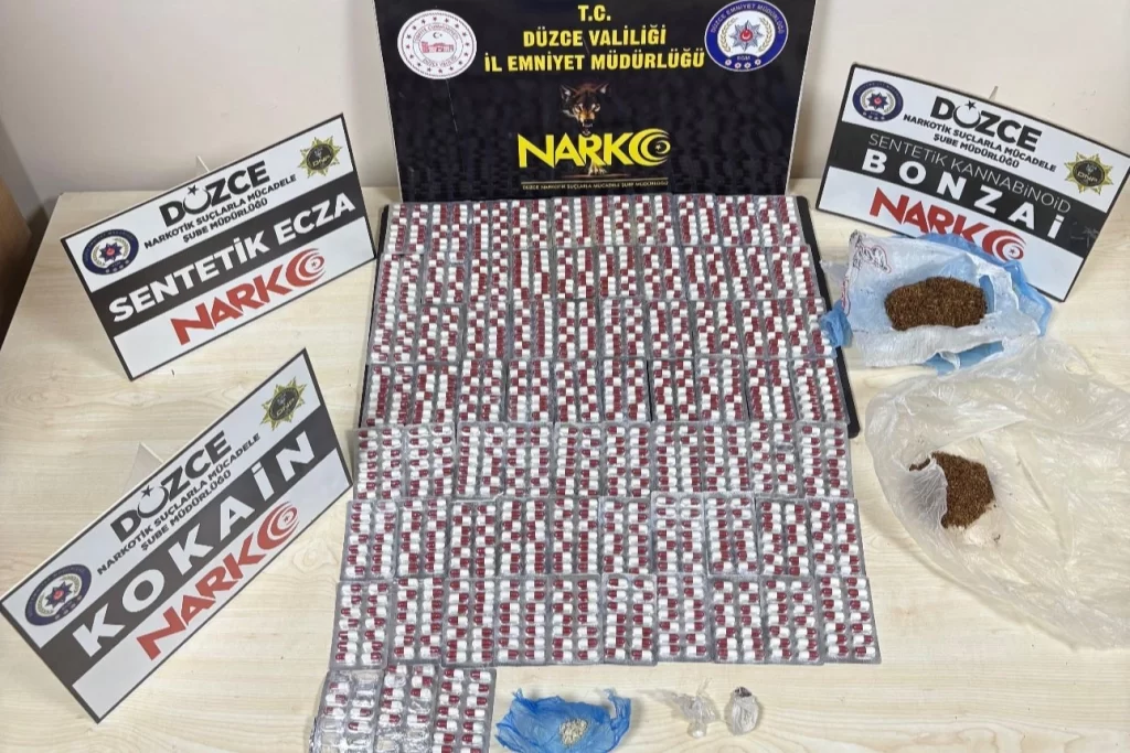 Düzce’de uyuşturucu operasyonunda 4 zanlı tutuklandı
