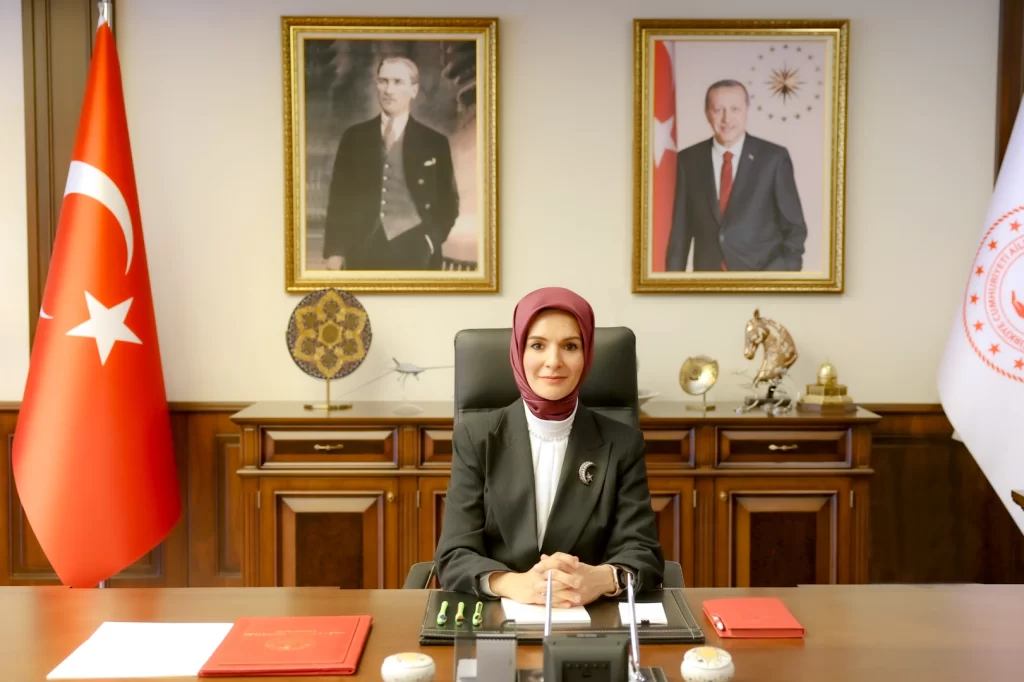 Bakan Göktaş’tan Başkan Akgün’e tam destek: Ahlaksızlık!