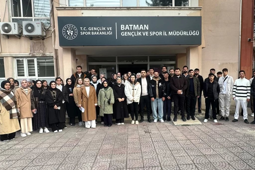 Batman Sasonlu gençler Başkent’e uğurlandı