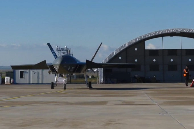 Bayraktar KIZILELMA’ya ASELSAN FEWS-U elektronik harp süiti entegre edildi