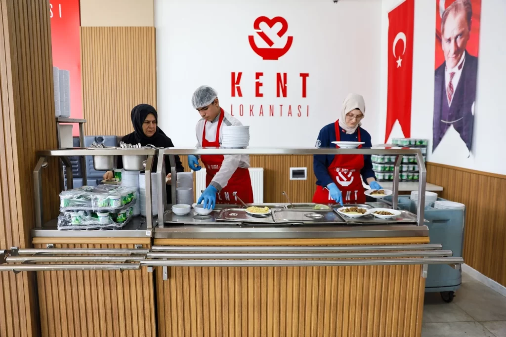 Bursa Büyükşehir’in ‘Kent Lokantaları’na yoğun ilgi