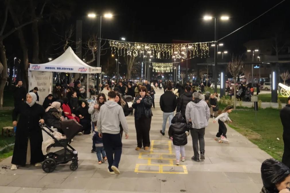 Bursa İnegöl’de Ramazan coşkusu meydanlara taşındı