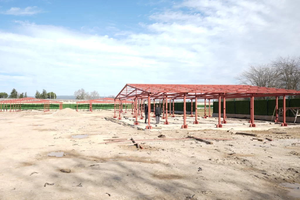 Bursa Yenişehir’de ‘Hayvan Bakımevi ve Doğal Yaşam Alanı’ gün sayıyor