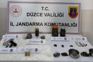 Düzce’de uyuşturucu operasyonu: 2 gözaltı