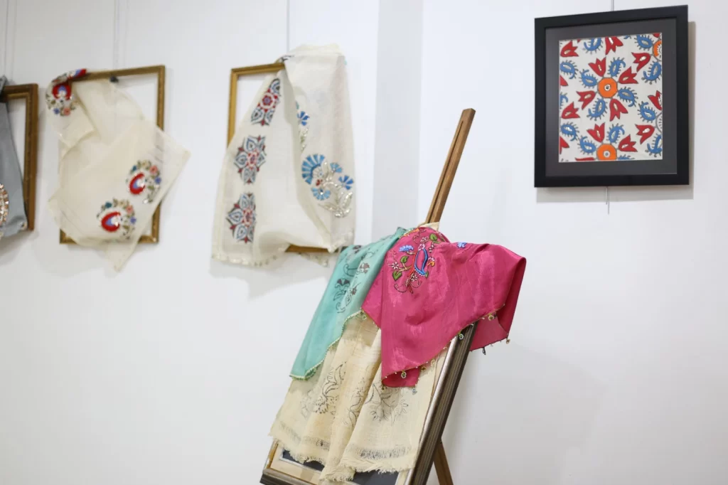 ‘Gelenekselden Günümüze Dokunuşlar’ Karabağlar’da hayat buldu