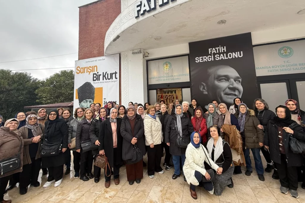 Manisa’da 352 kadın “Sarışın Bir Kurt” sergisinde buluştu