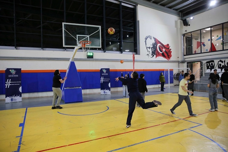 ABB’den 90’lar sokak oyunları