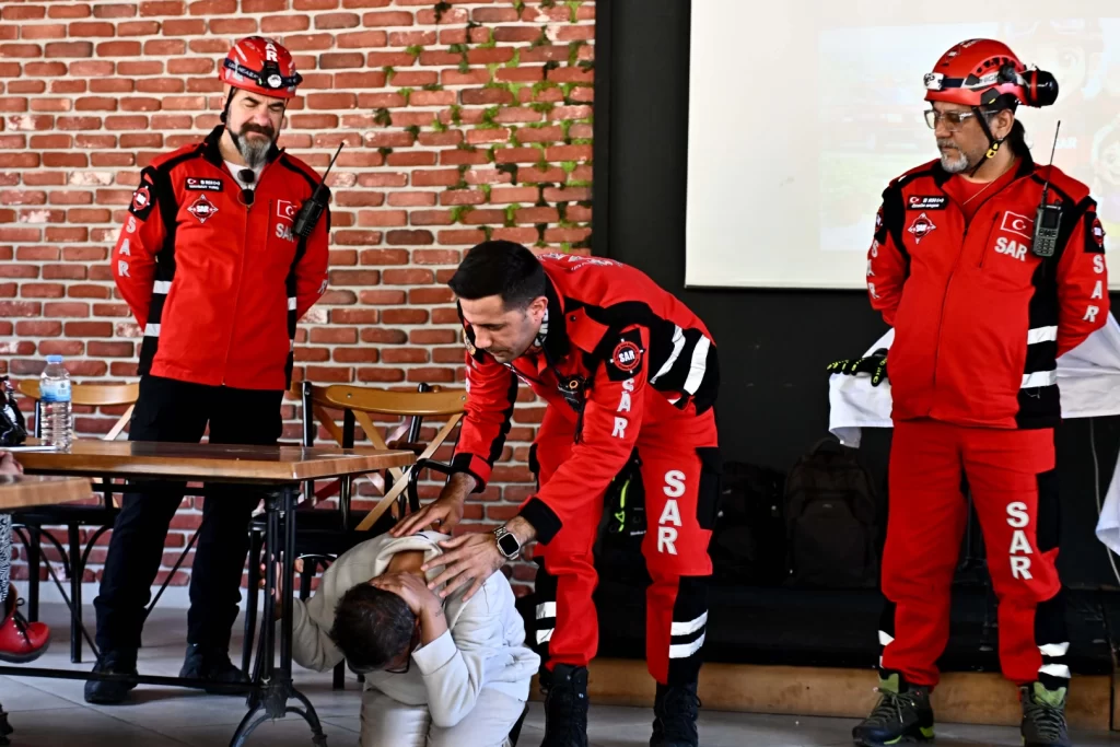 Antalya’da özel gereksinimli bireylere afet farkındalık eğitimi