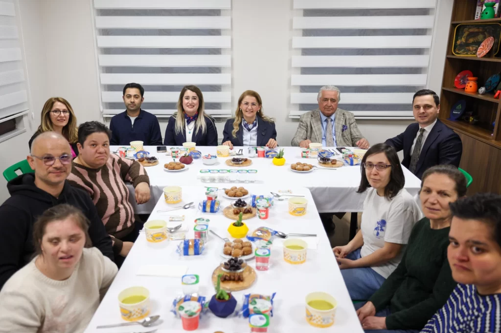 Bakırköy’de Engelsiz Yaşamevi’nde iftar buluşması