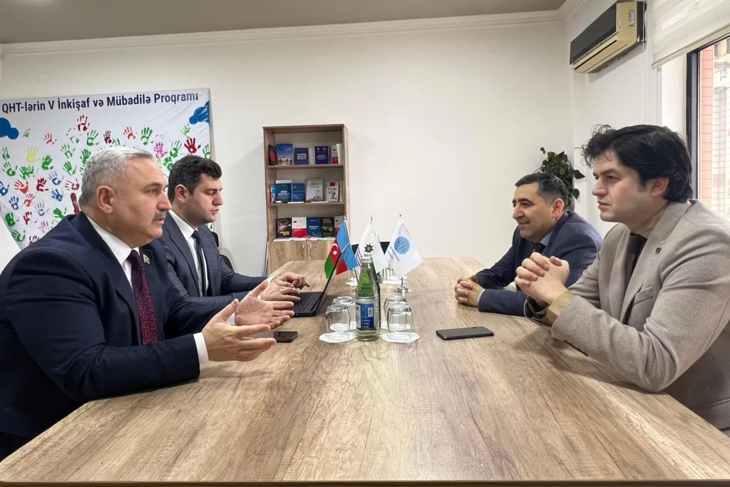 Bakü’de Türk Dünyası STK’ları ile iş birliği güçleniyor