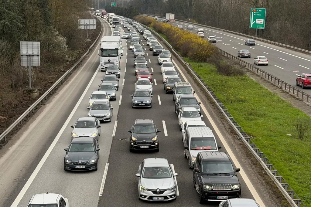 Bayram dönüşü yoğunluğu