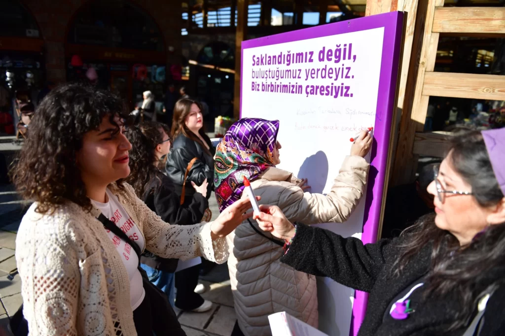 Bursa’da kadınlardan ‘şiddetsiz ve eşit yaşam’ talebi