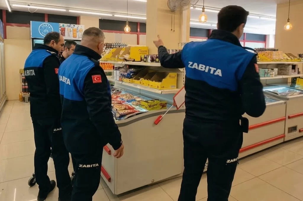 Bursa Gemlik’te marketlere zabıta denetimi