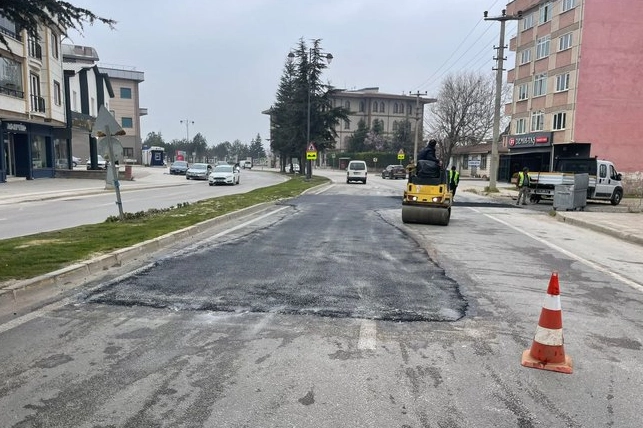 Bursa İnegöl’de Başkan Taban’dan yol çalışmalarına tepki