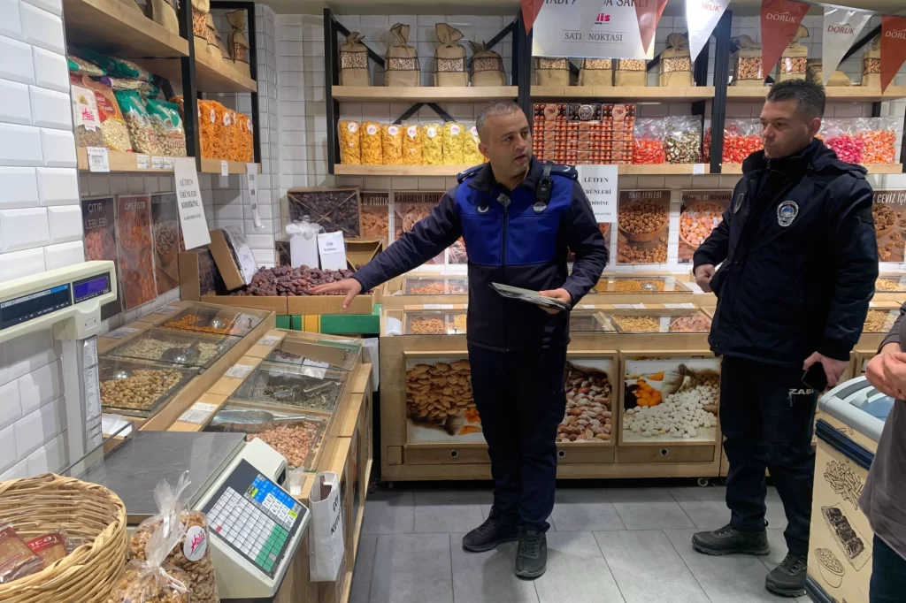 Çayırova Zabıtası’ndan Ramazan Bayramı öncesi denetim
